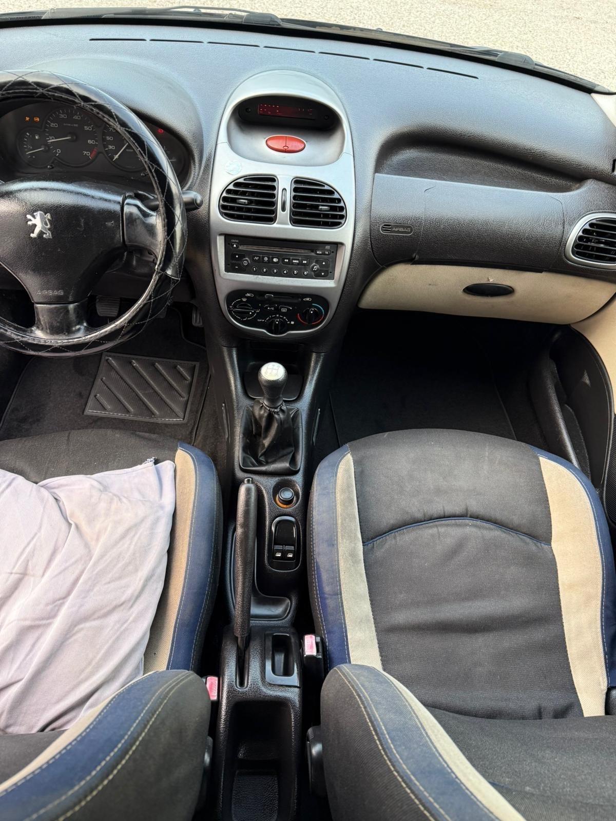 Peugeot 206 1.1 -NEOPATENTATI