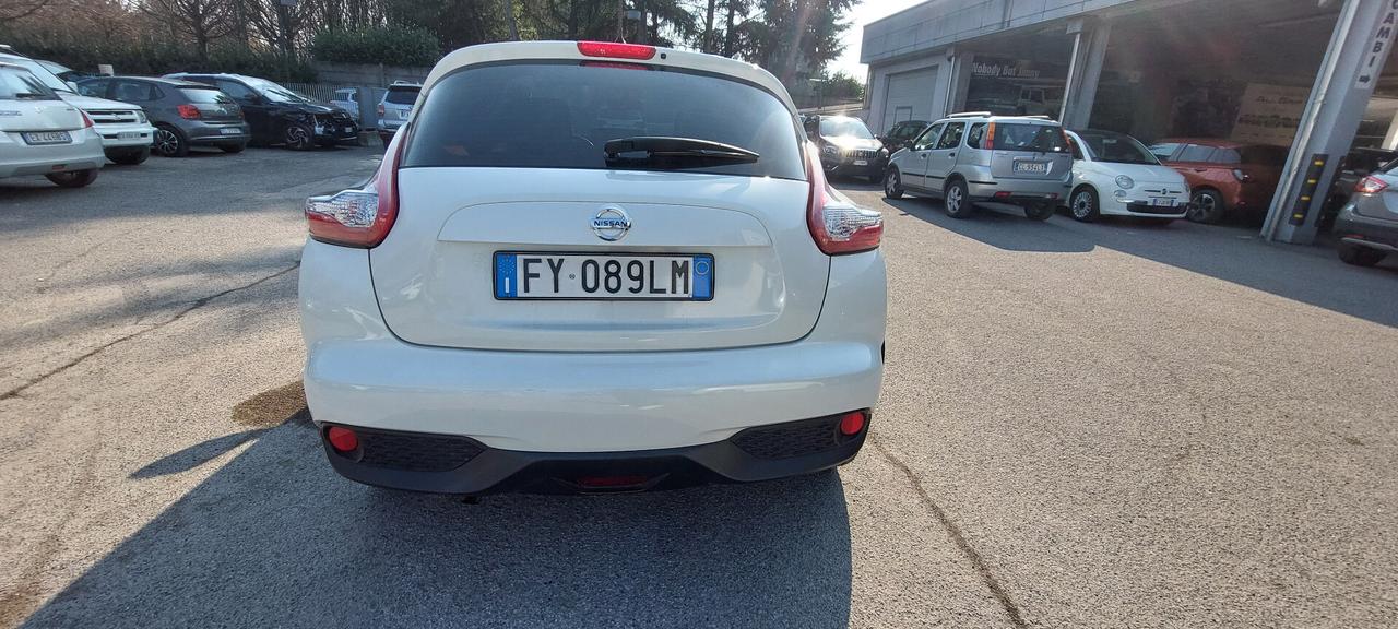 Nissan Juke 1.6 GPL Acenta