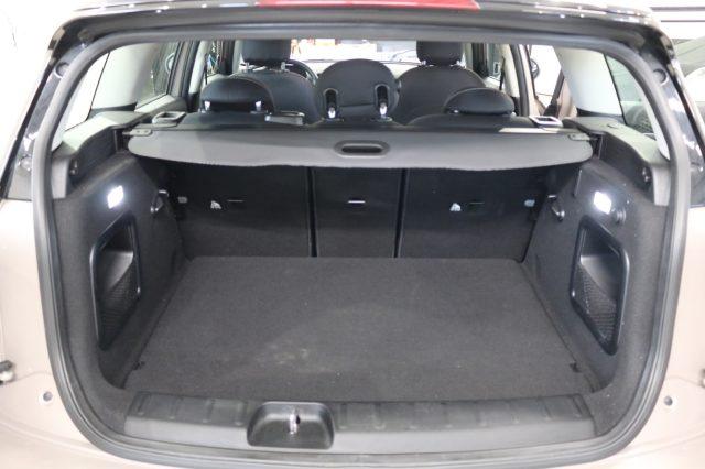 MINI Clubman Cooper D Essential Clubman