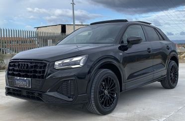 Audi Q2 S Line interno ed esterno 1.5 TFSI 150CV 35 Tetto