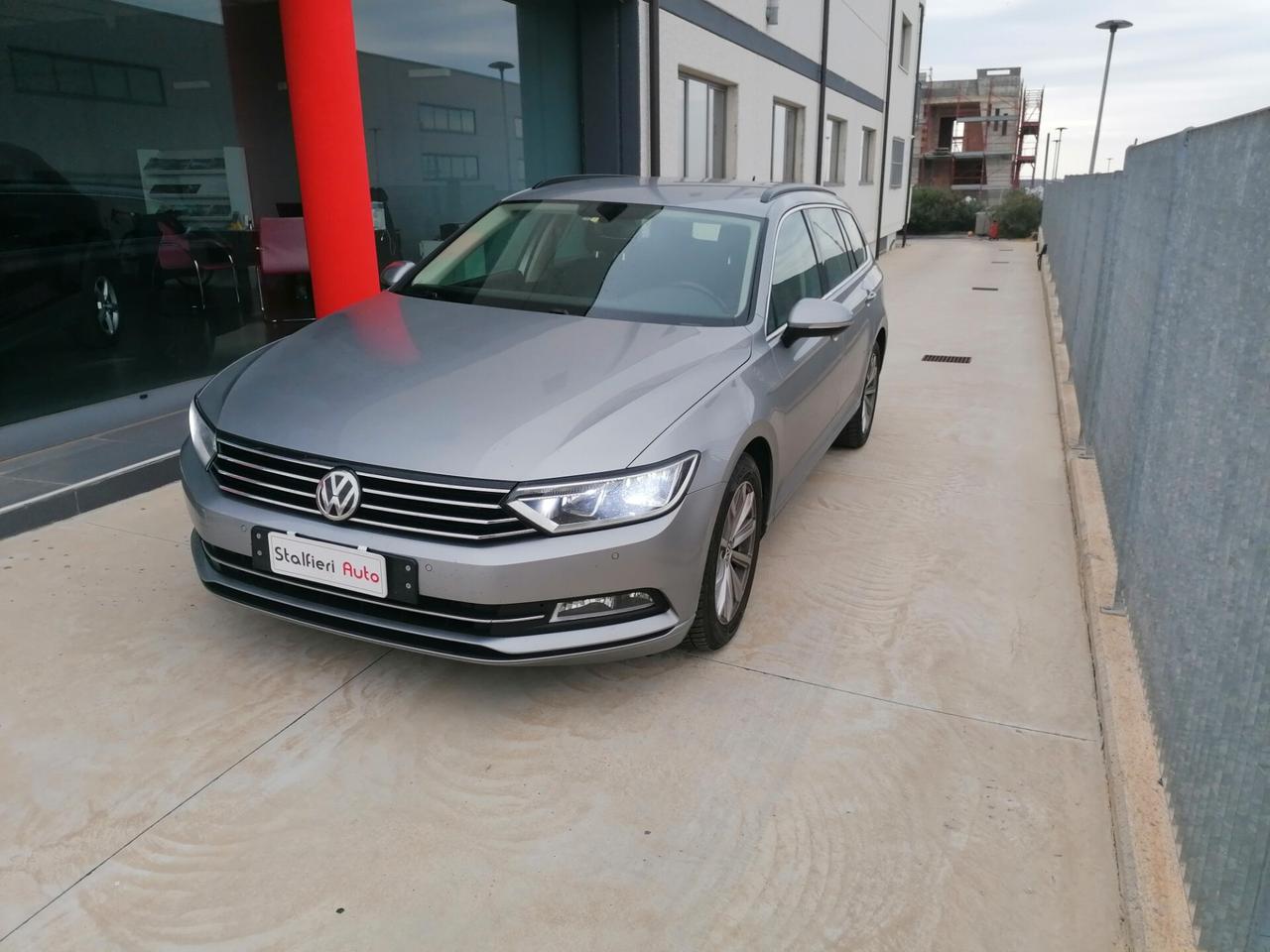 Volkswagen Passat Variant 2.0 TDI DSG Business BlueMotion Tech