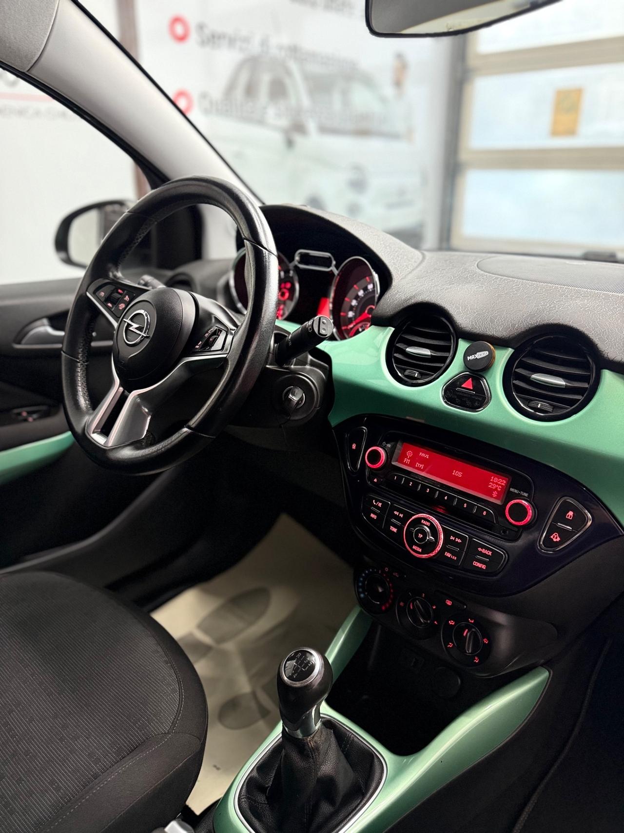 Opel Adam 1.2 70 CV