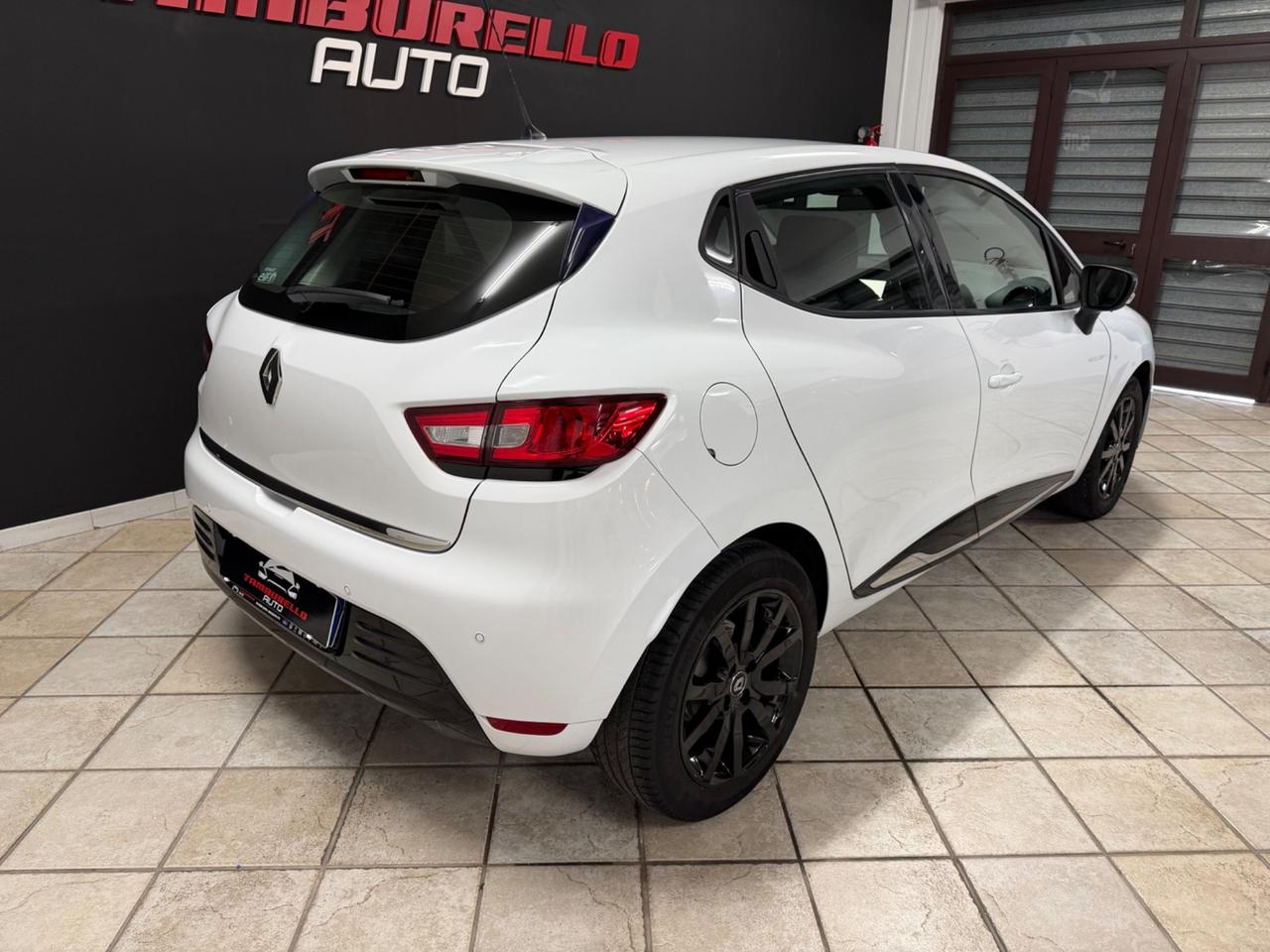 Renault Clio TCe (90) GPL Moschino Intens 2019