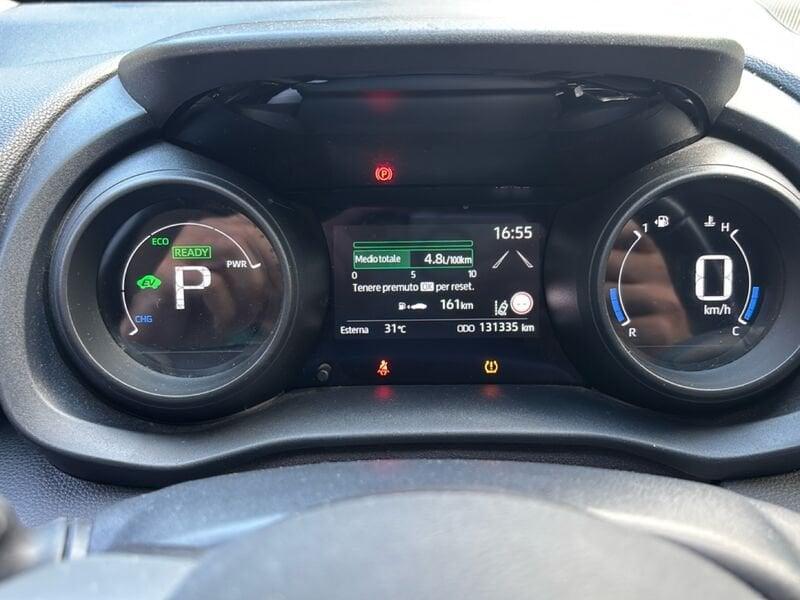 Toyota Yaris Hybrid Trend MY22