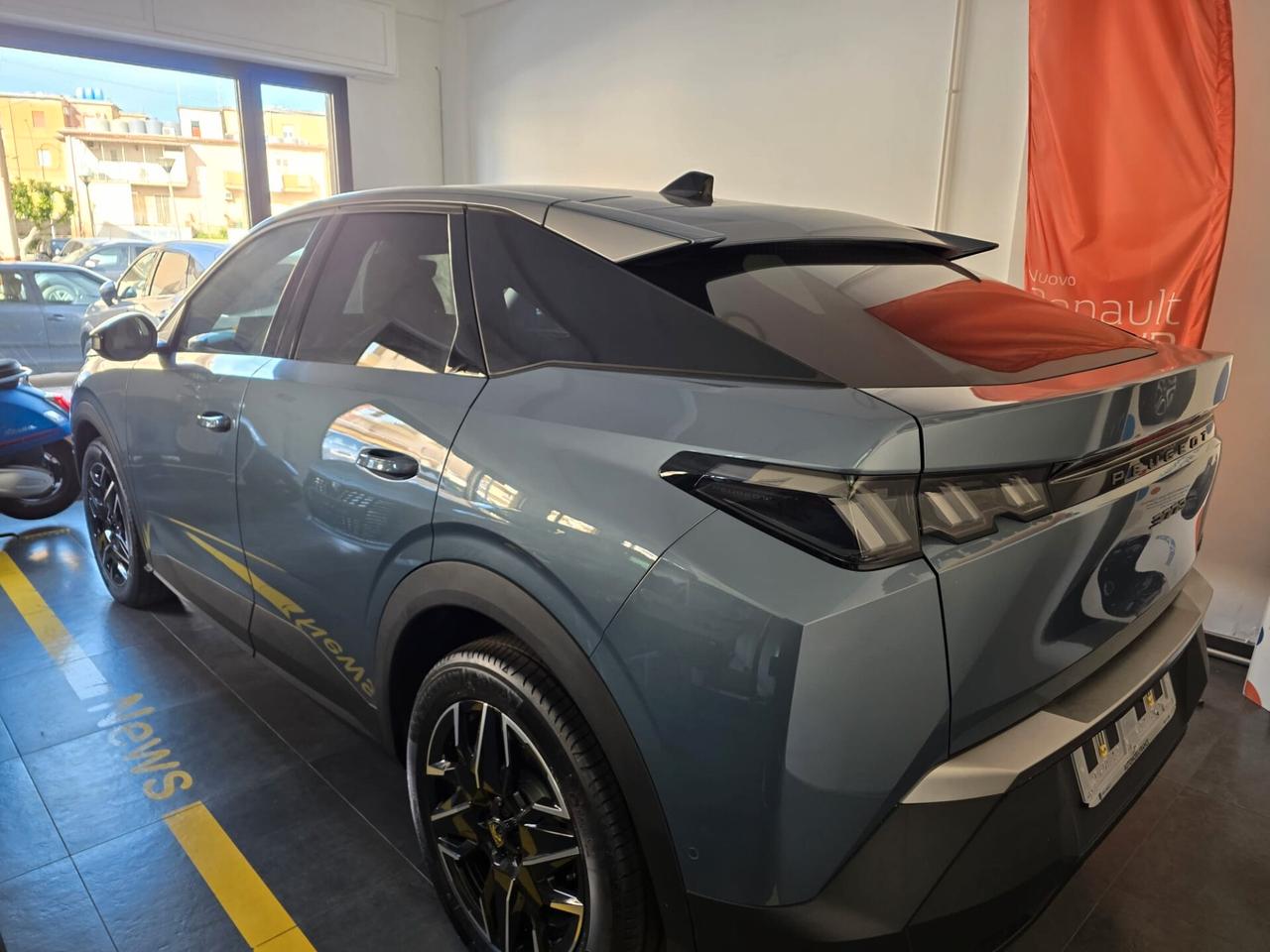 Peugeot 3008 Hybrid 145 e-DCS6 Allure km0