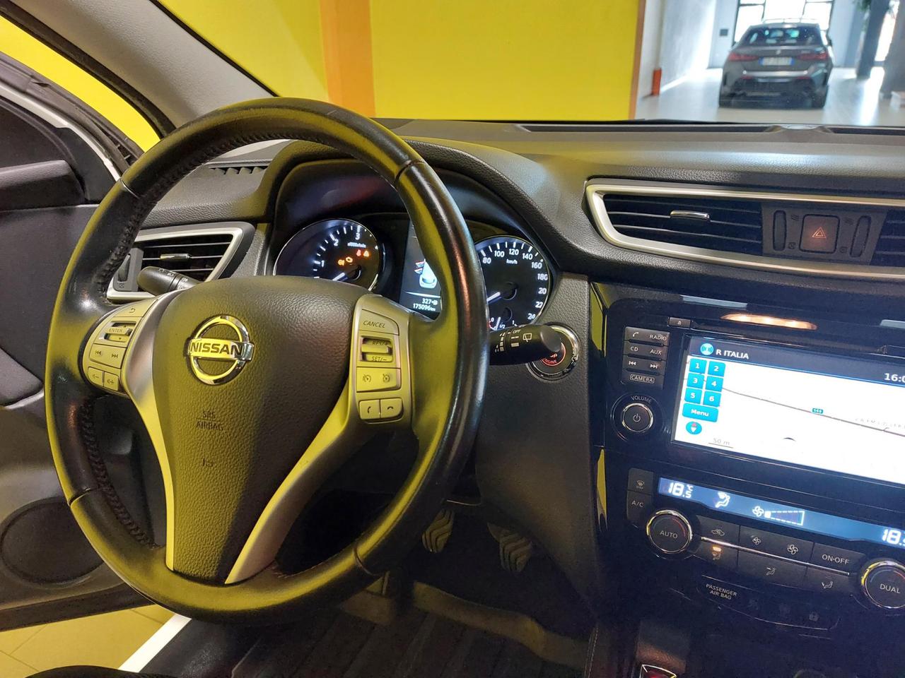 Nissan Qashqai 1.5 DCI TEKNA 110CV E6