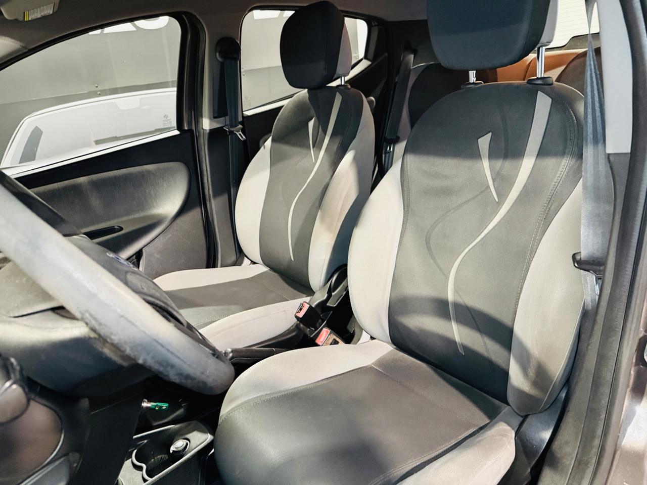 Lancia Ypsilon 1.2 69 CV 5 porte GPL Ecochic Platinum*NEOPATENTATI*