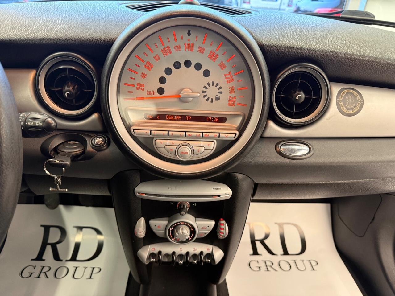 Mini 1.4 16V One ok neopatentati