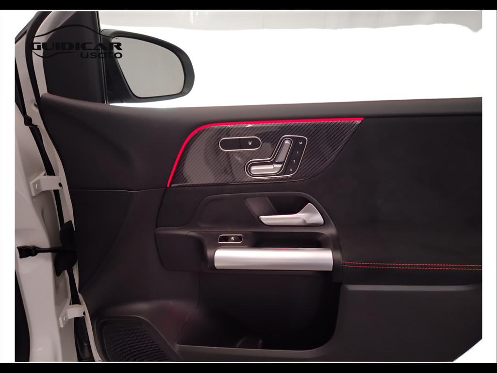 Mercedes-Benz Classe B - W247 2023 - B 250 AMG Line Advanced Plus 4matic auto