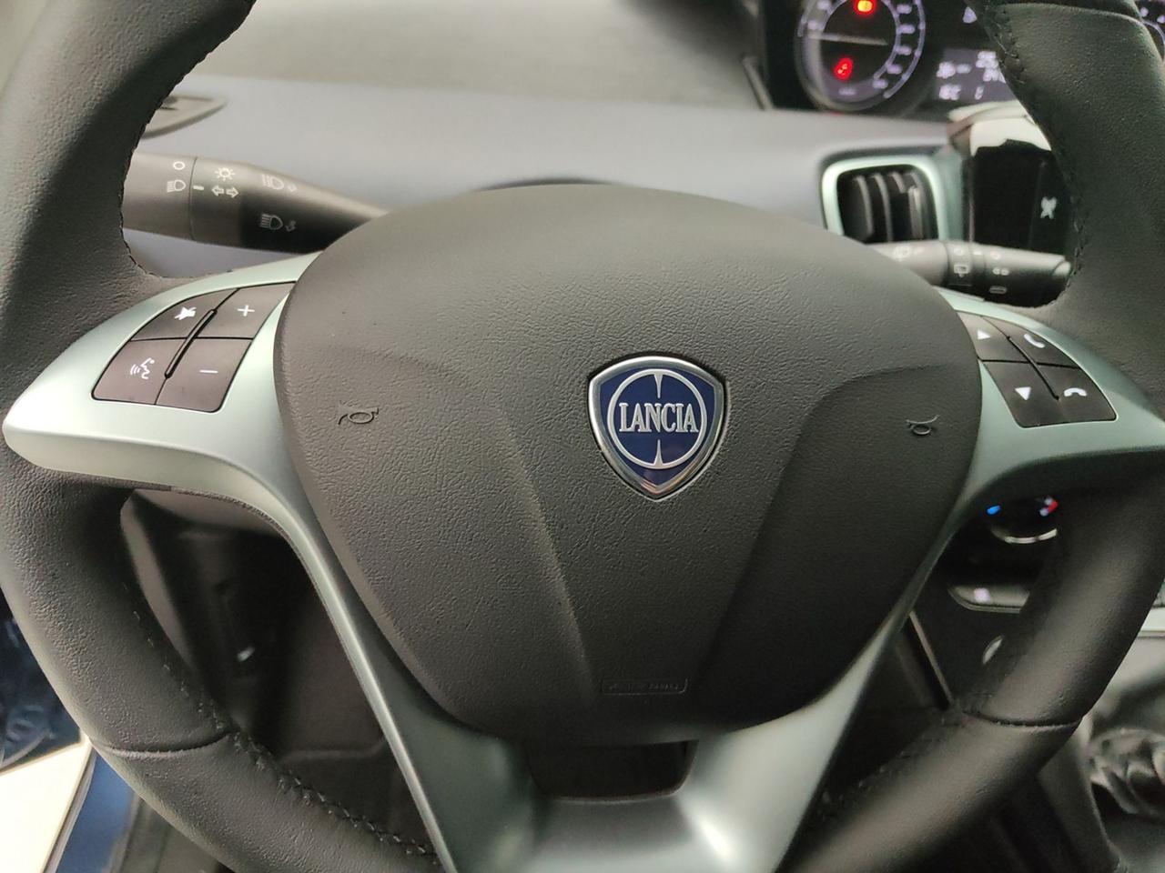 LANCIA Ypsilon III 2021 1.0 70CV HYBRID PLATINO