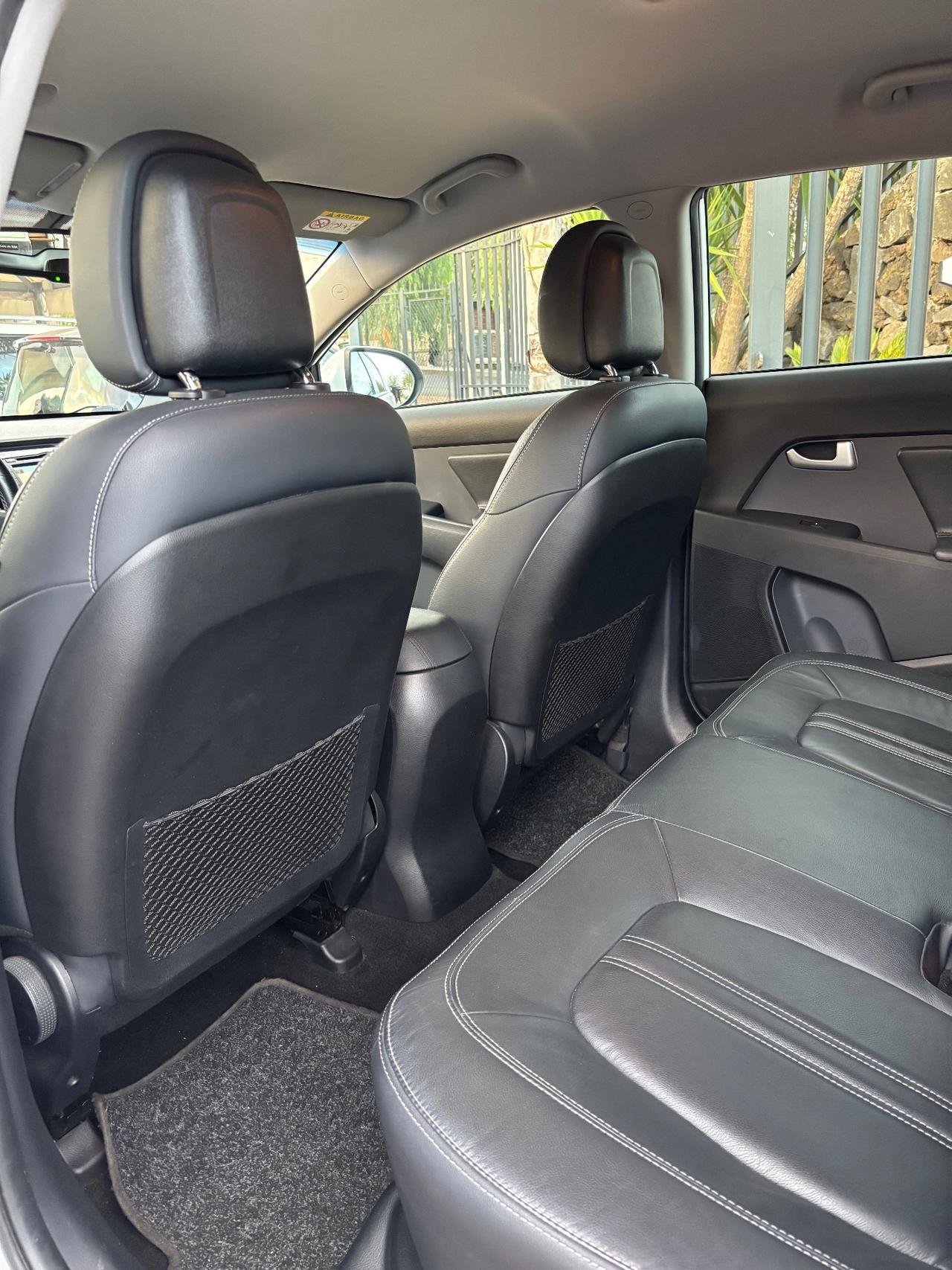 Kia Sportage 1.7 CRDI VGT 2WD high tech 2016