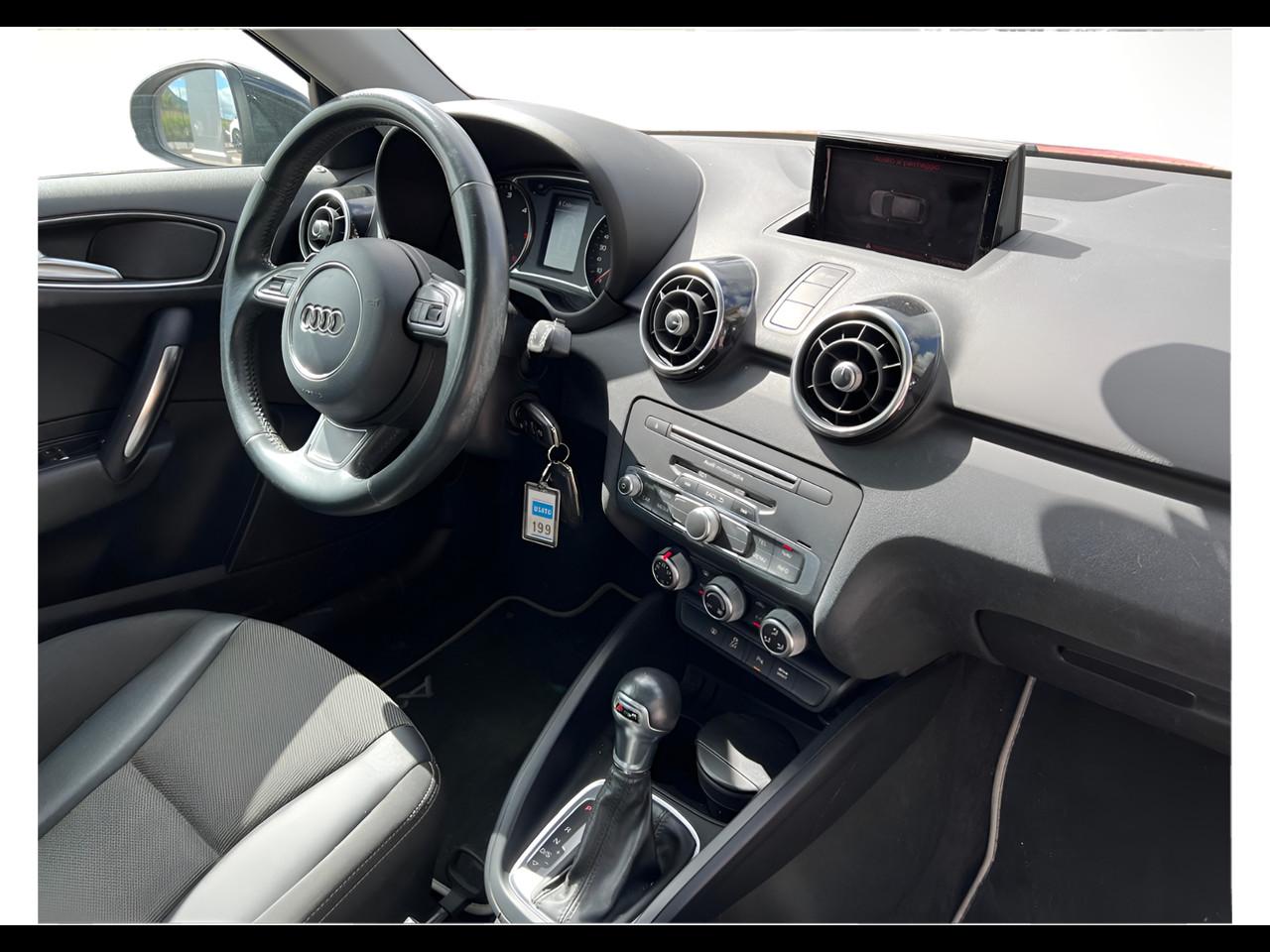 AUDI A1 Sportback 1.6 tdi Sport s-tronic