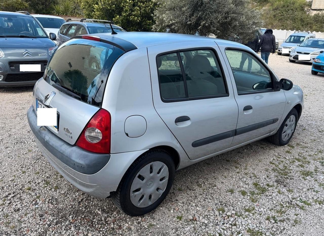 Renault Clio 1.2 8v 5 porte 60cv Dynamique-2006