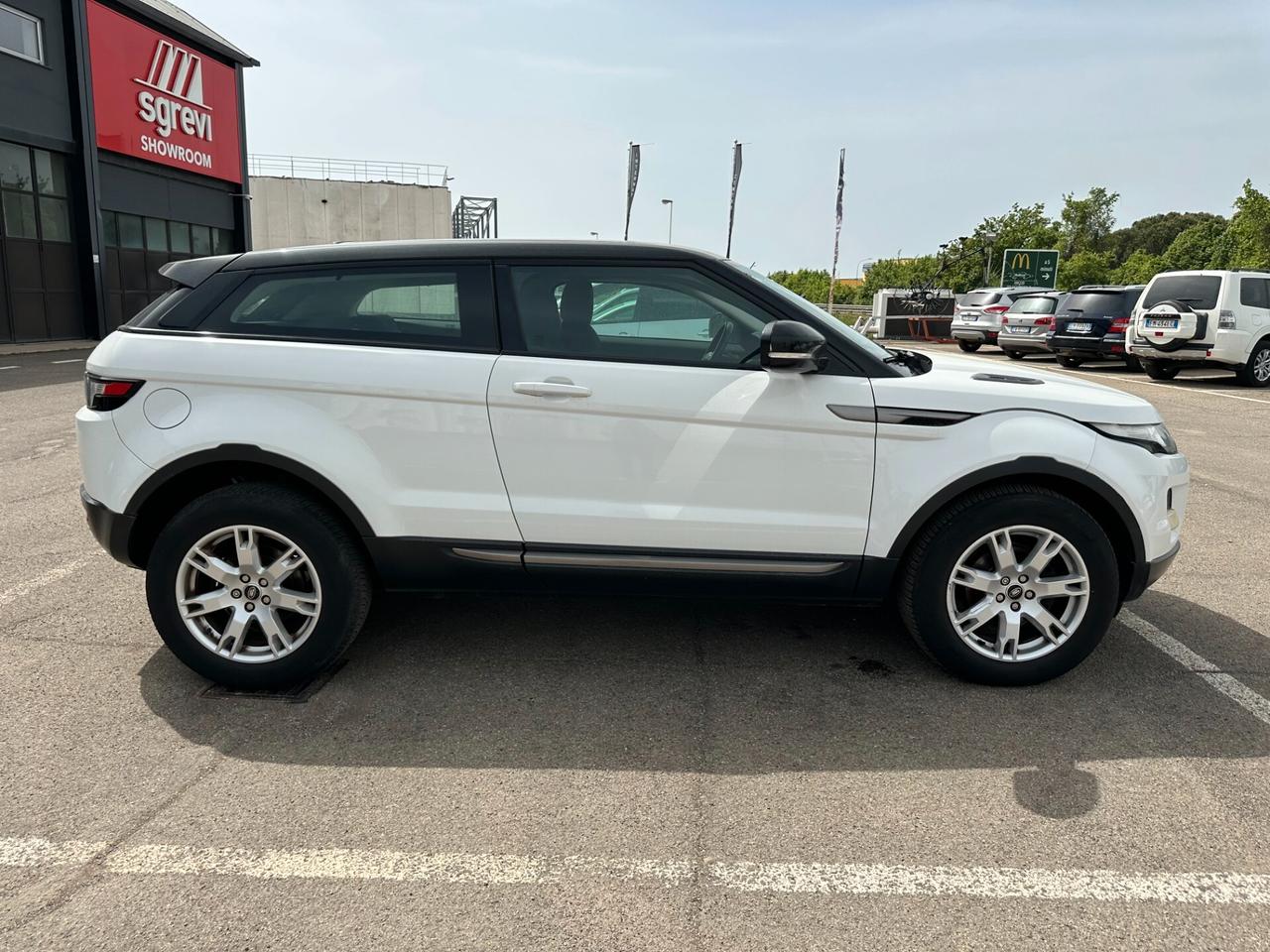 Land Rover Range Rover Evoque Range Rover Evoque 2.2 eD4 Coupé Black & White Limited Ed.