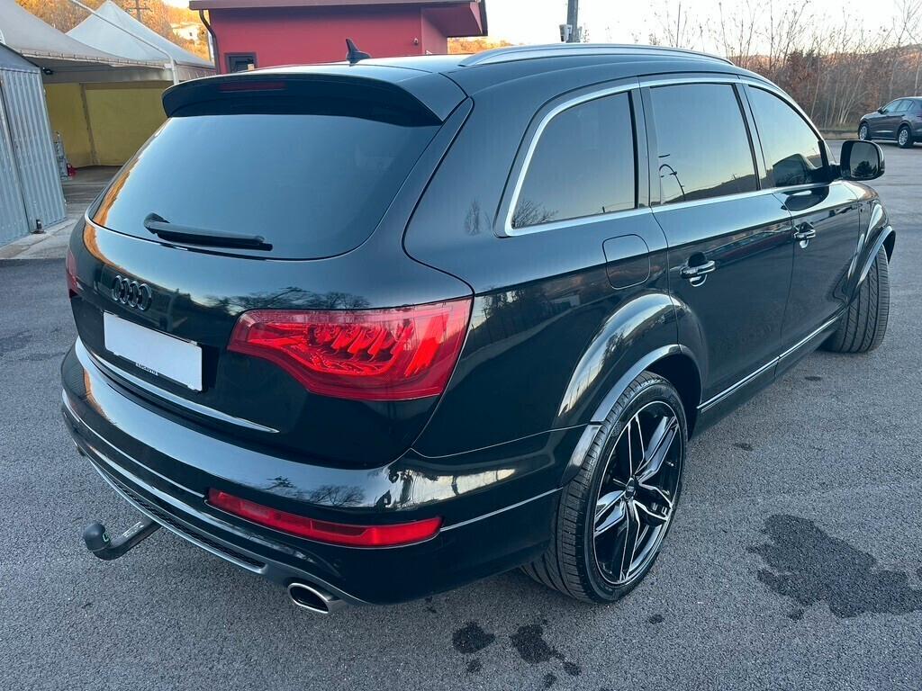 Audi Q7 3.0 V6 TDI 233CV quattro tiptronic S-LINE