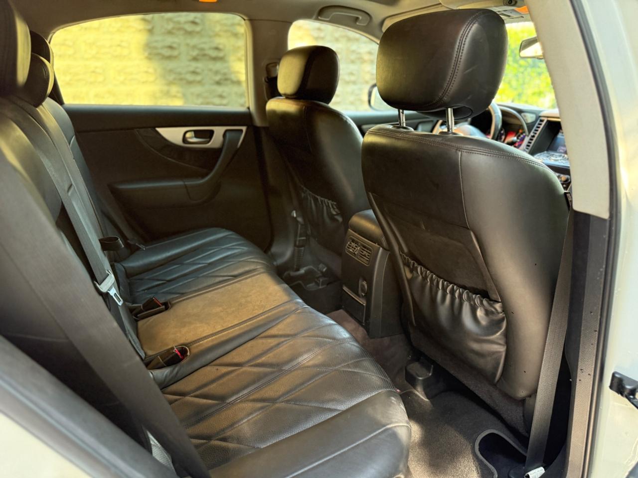 Infiniti FX FX30d S