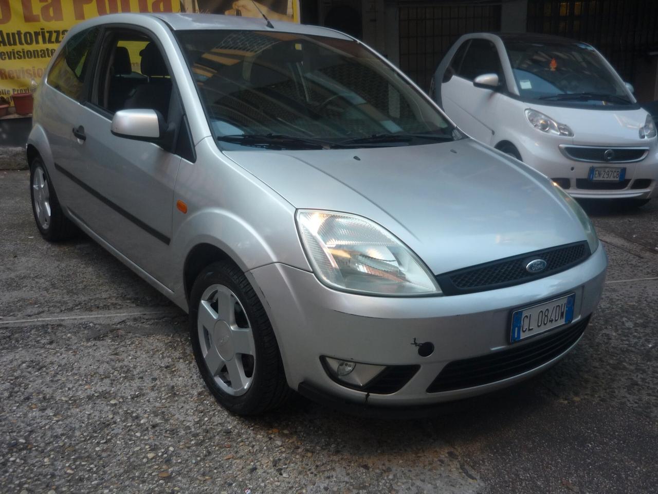 Ford Fiesta 1.2 16V 3p. Ghia