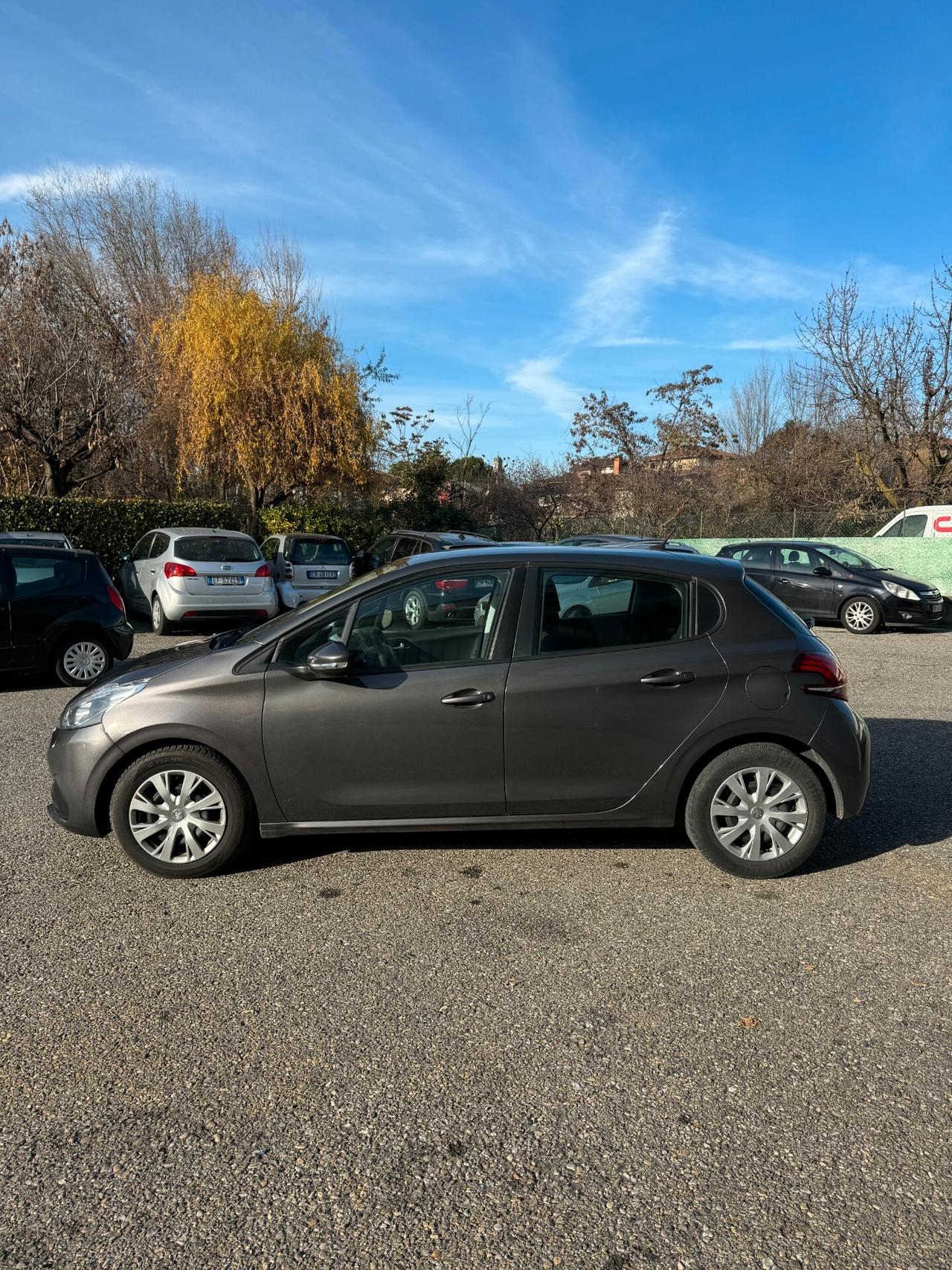 Peugeot 208 1.2 5p 61 kW E6 *Cinghia sost. 80k km*