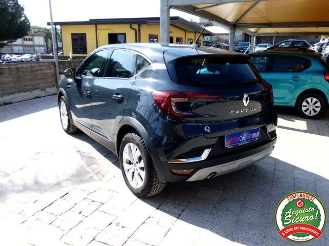RENAULT Captur dCi 8V 90 CV EDC Initiale Paris