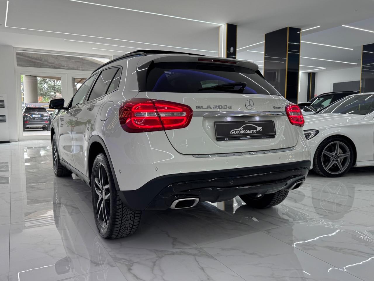 Mercedes-benz GLA 200d 4Matic Premium Iper Full
