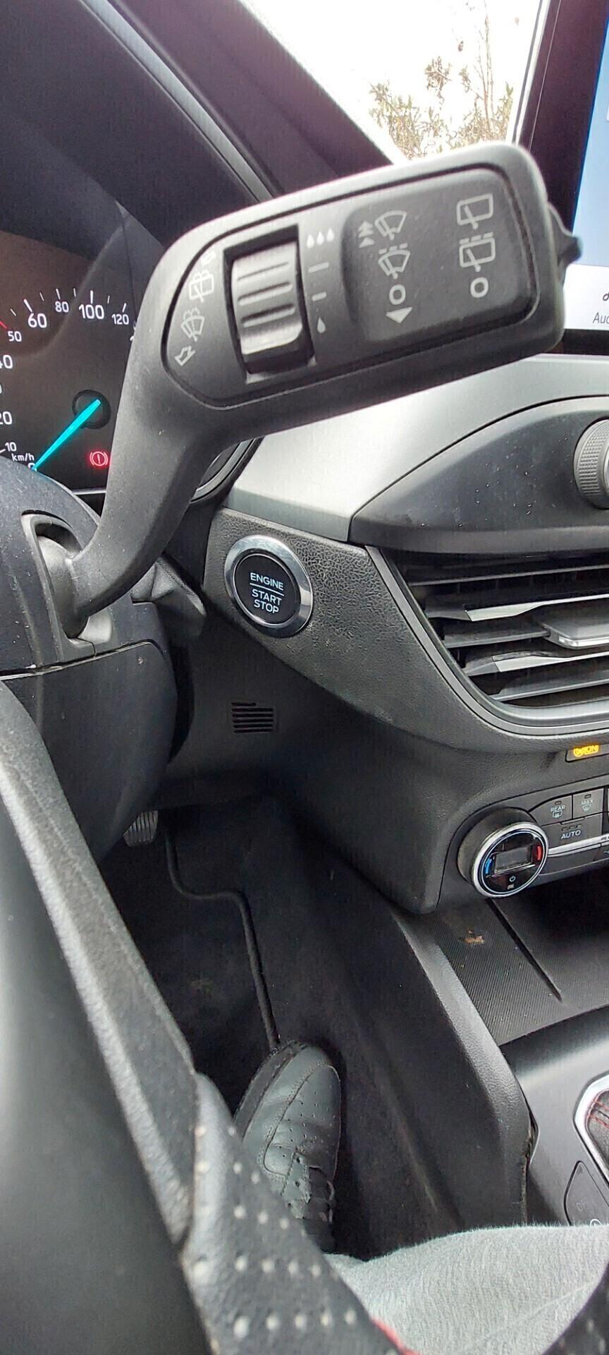 FOCUS 1,0 IBRIDA/BENZINA 130 CV-ST LINE NAVI TELEFONO LEGA SENSORI RETROCAMERA FULL FULL