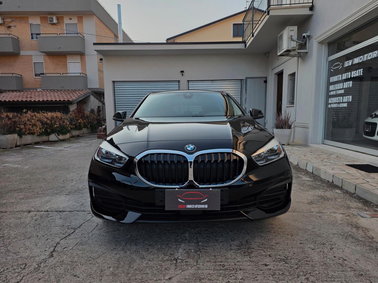 Bmw 118i F70 Serie 1 Berlina 5 porte 2020