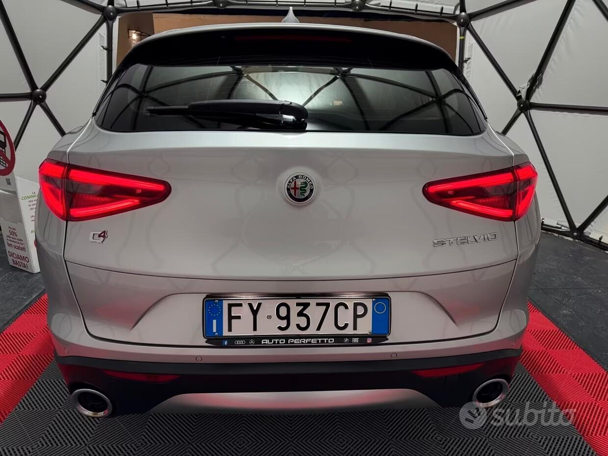 Alfa Romeo Stelvio 2.2 Turbodiesel 210 CV AT8 Q4 Business