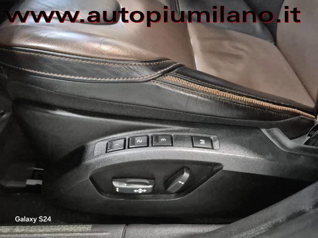 VOLVO V40 Cross Country T4 AWD Geartronic Summum