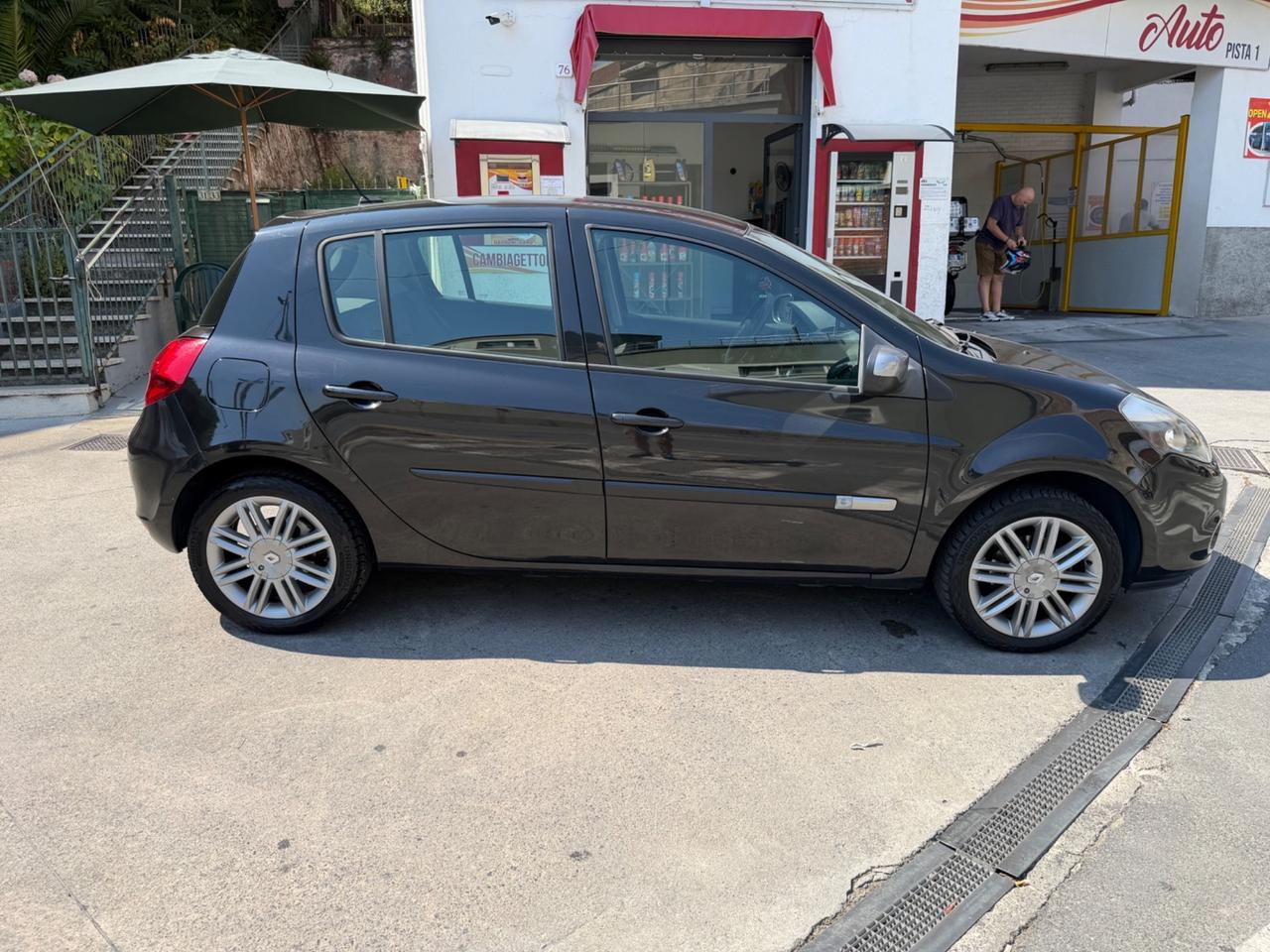 RENAULT CLIO 1.2 TCE 100CV NEOPATENTATI