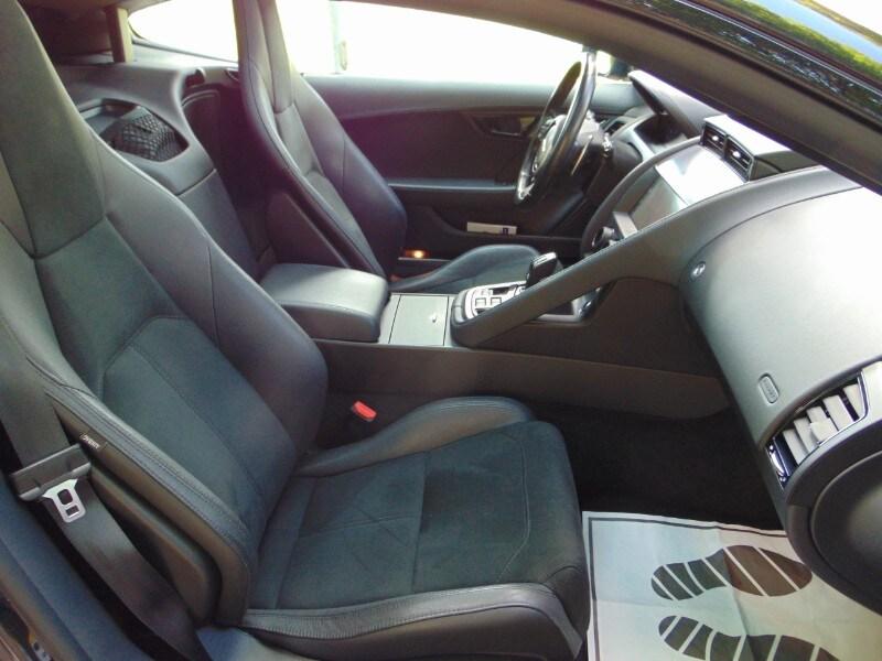 JAGUAR F-Type (X152) F-Type 2.0 aut. Coup...