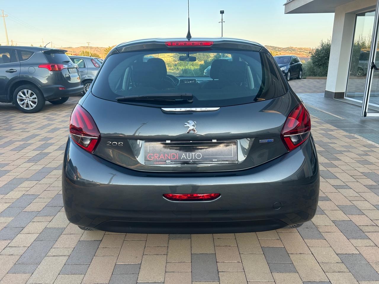 Peugeot 208 BlueHDi 75 5 porte Allure