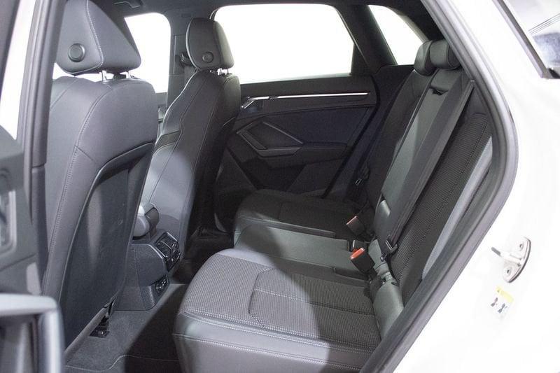 Audi Q3 Q3 35 TDI S-TRONIC BUSINESS ADVANCED