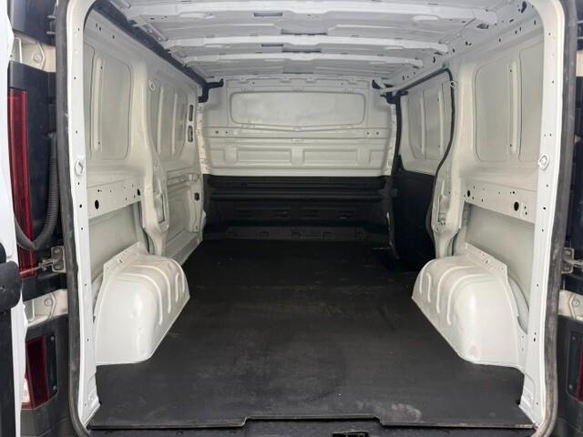 Renault Trafic 2.0 dCi 120 cv P.c T.n Ice 2021