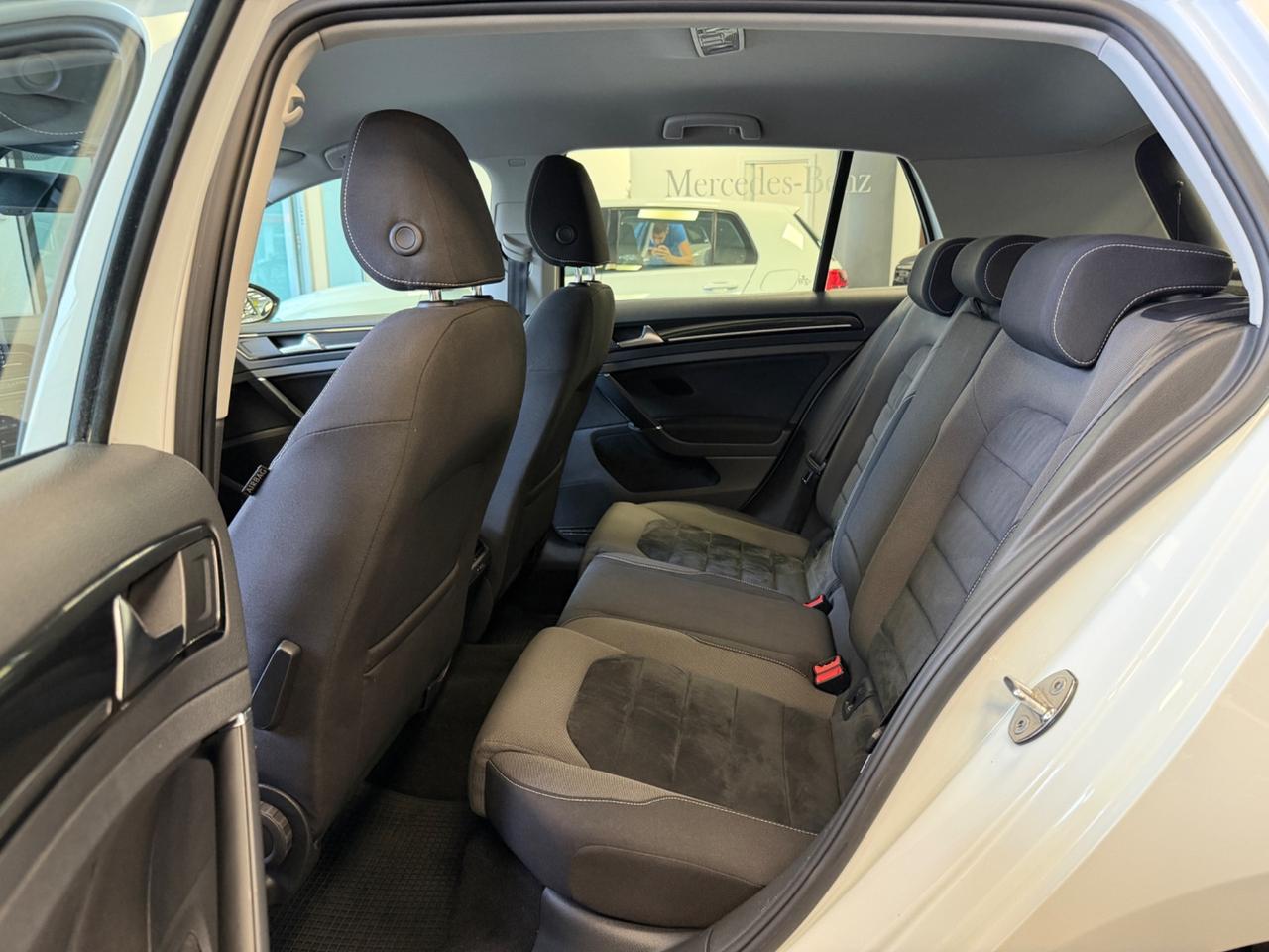Volkswagen Golf 1.6 TDI DSG 5p. Highline BlueMotion Technology