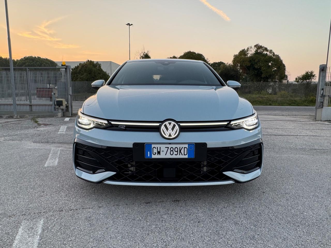 Volkswagen Golf 2.0 TDI 150 CV DSG SCR R-Line Plus