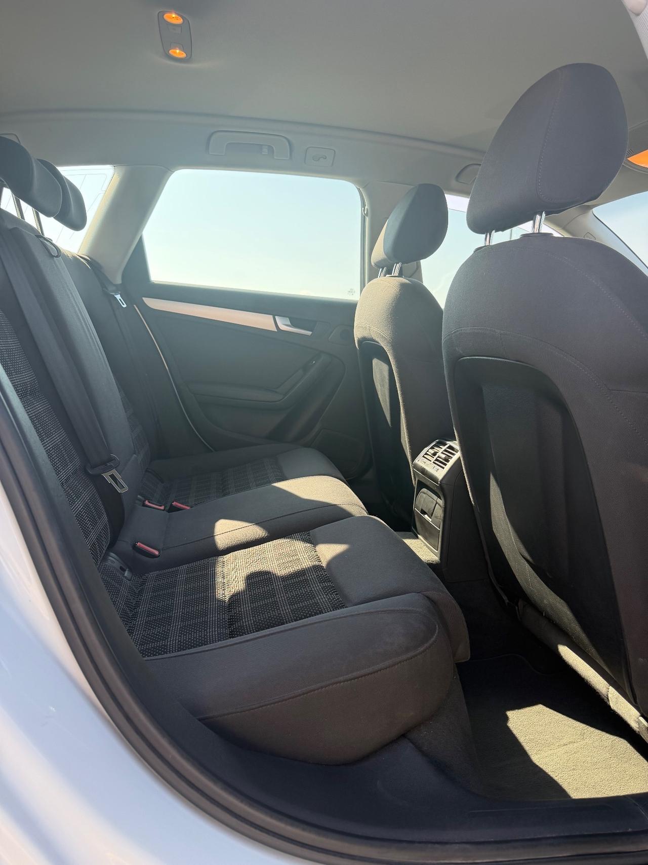 Audi A4 Avant 2.0 TDI 143CV F.AP. mult. Business Plus