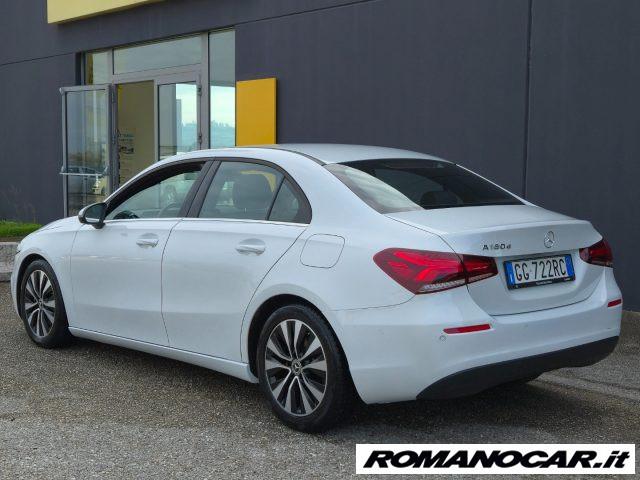 MERCEDES-BENZ A 180 d Automatic Business Pelle-Navy