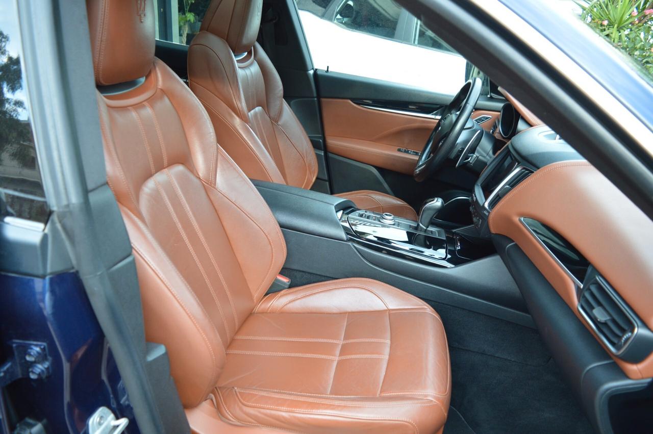 Maserati Levante V6 Diesel 275 CV AWD Granlusso