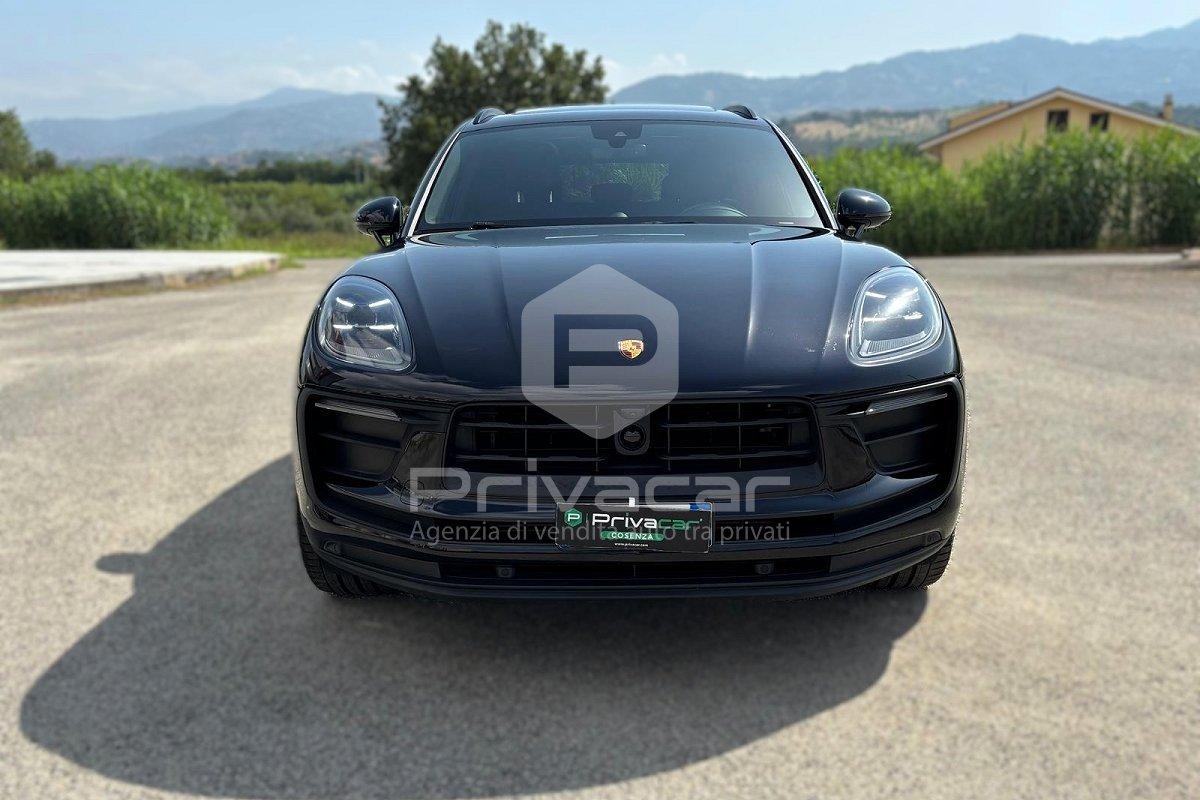 PORSCHE Macan 2.0