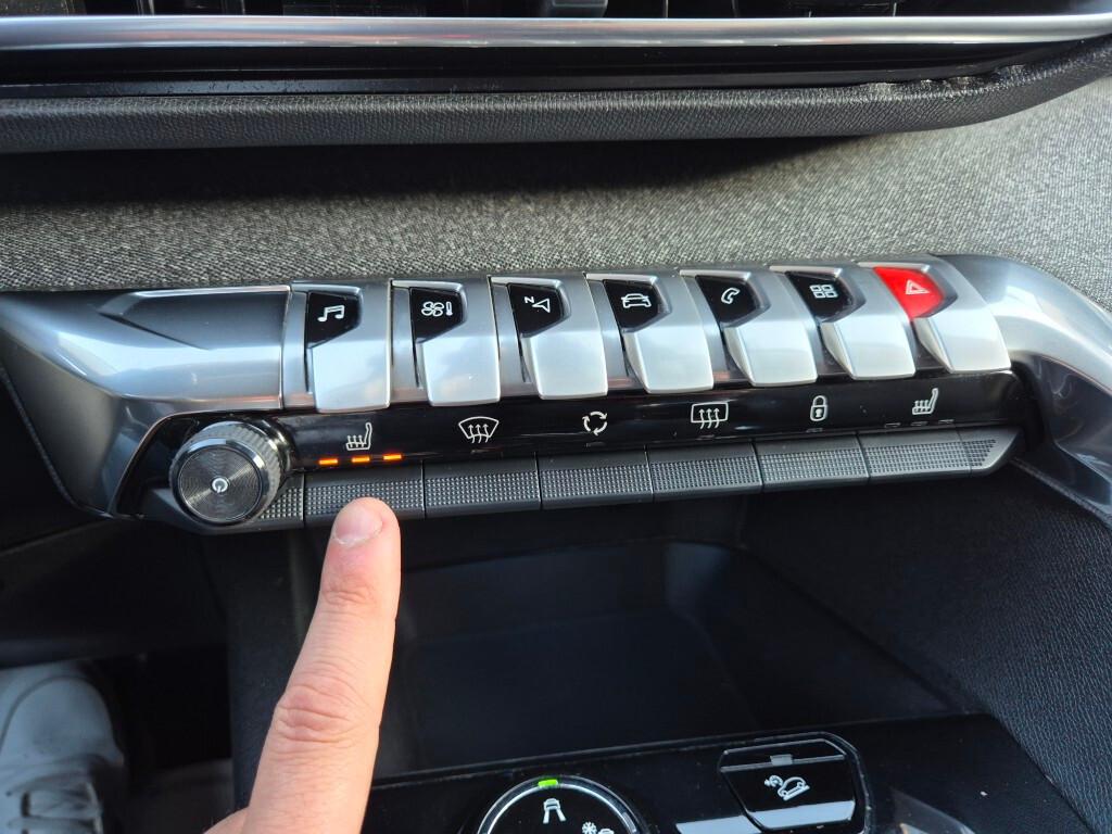 Peugeot 3008 BLUEHDi 130CV ALLURE