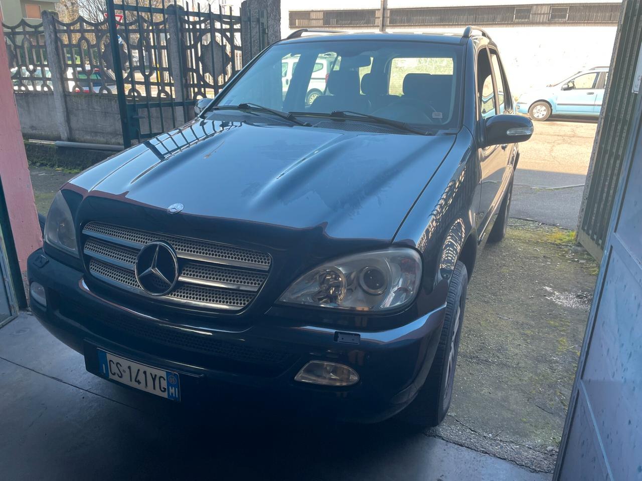 Mercedes-benz ML 270 turbodiesel cat CDI SE Leather