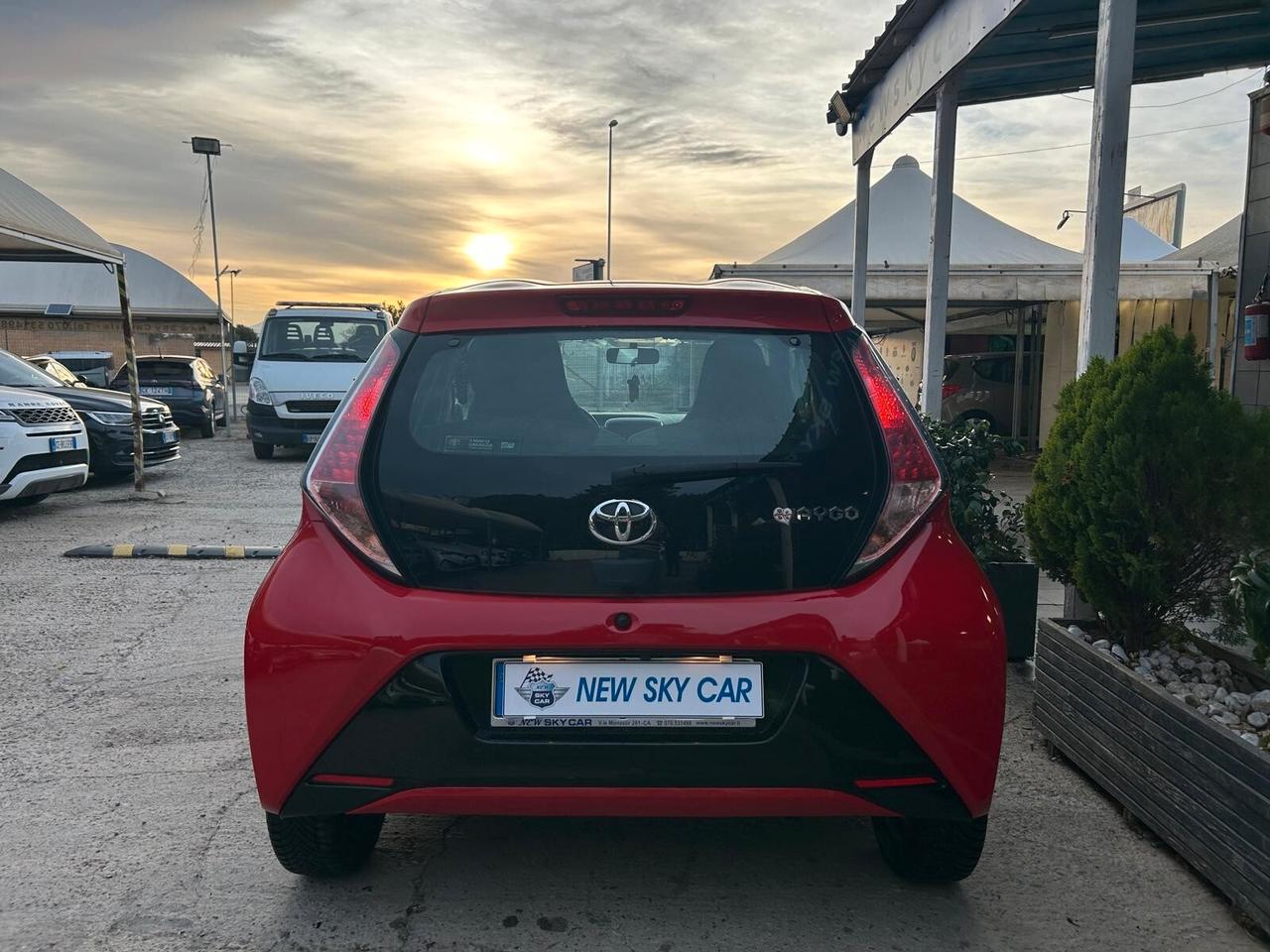 Toyota Aygo 1.0 VVT-i 69 CV x-play AUTOMATICO