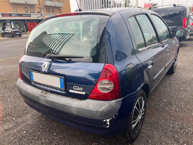 RENAULT Clio 1.2 cat 5 porte NEOPATENTATI GPL