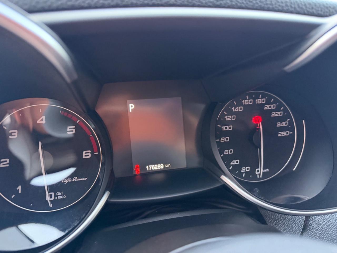 Alfa Romeo Giulia 2.2 Turbodiesel 150 CV AT8 Business