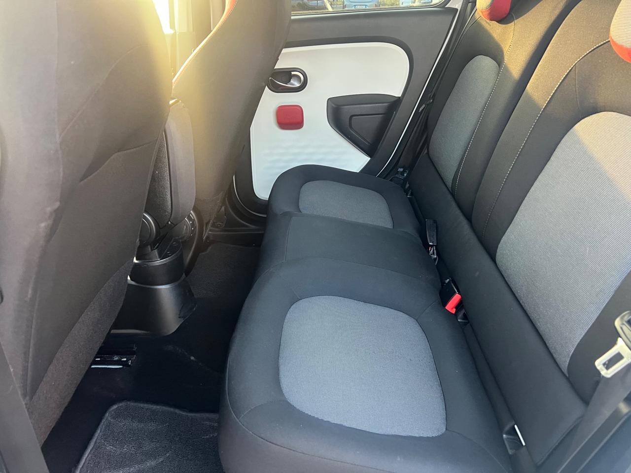 Renault Twingo Intens 1.0 71CV Neopatentati
