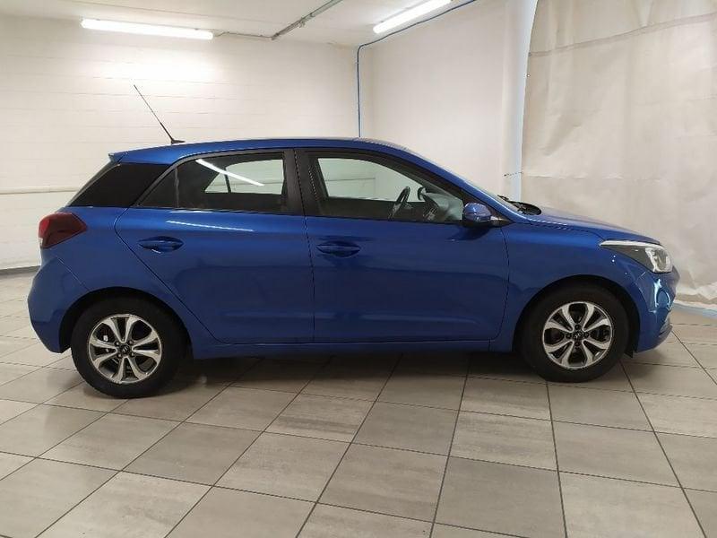Hyundai i20 5p 1.2 mpi Connectline 75cv