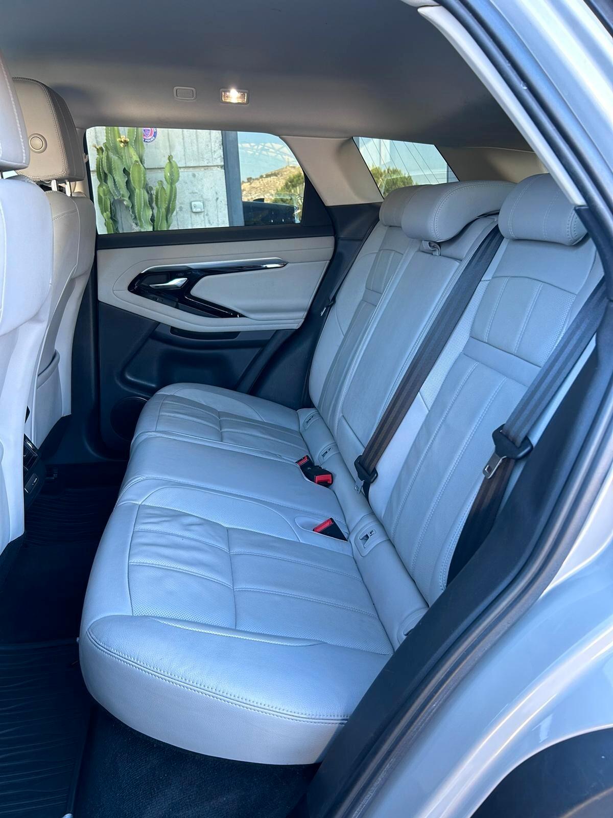 Land Rover Evoque 2.0 150CV AWD R-Dynamic 2019