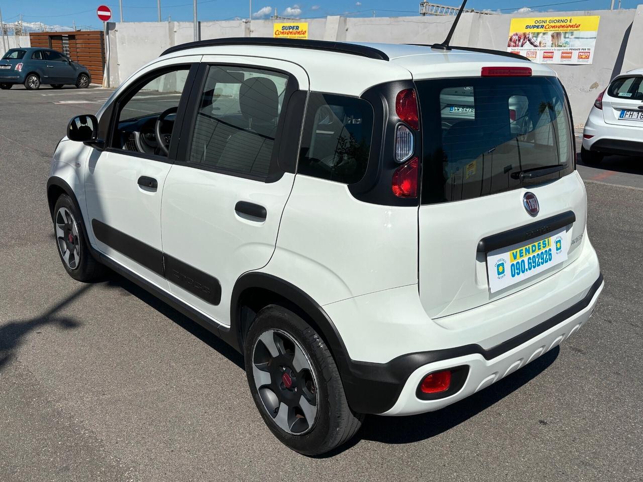 Fiat Panda 1.0 City Cross HYBRID