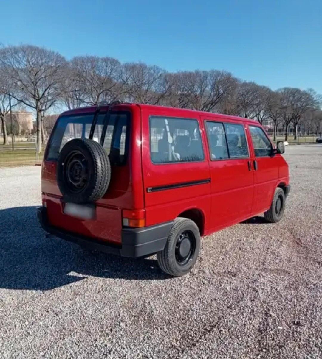 Volkswagen T4 nr. 9 posti, anno 92