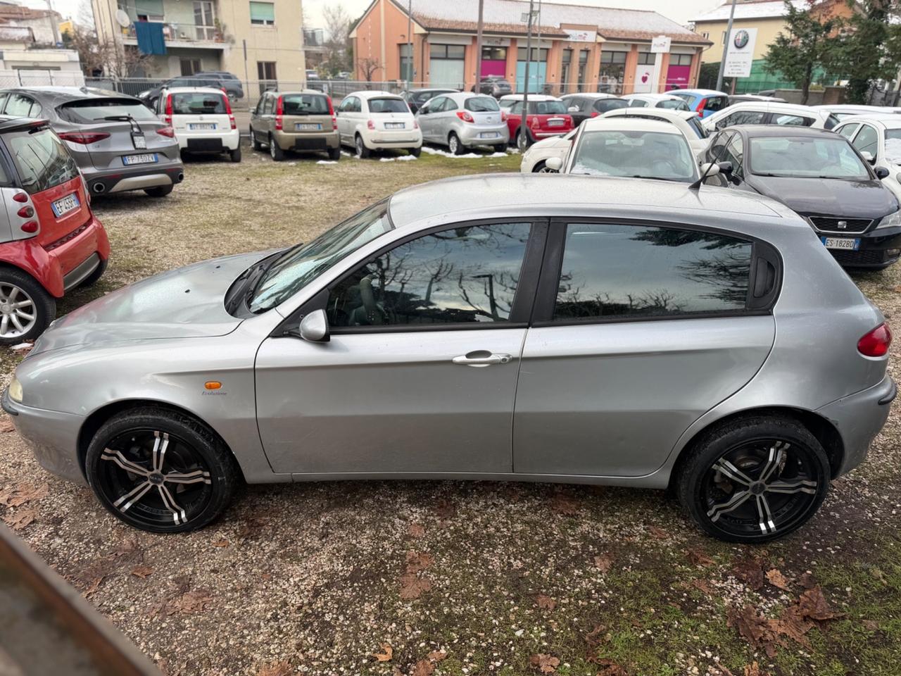 Alfa Romeo 147 1.9 JTD 115CV Distinctive G.Traino